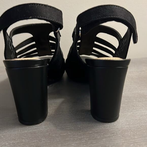 NIB Life Stride Soft Comfort Black Arlene Strappy Dressy Feminine 6 M Heels NEW - Picture 12 of 16